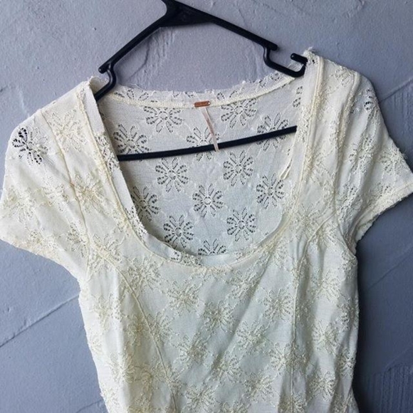 Free people off white/yellow lace dress small floral cut - Picture 2 of 6